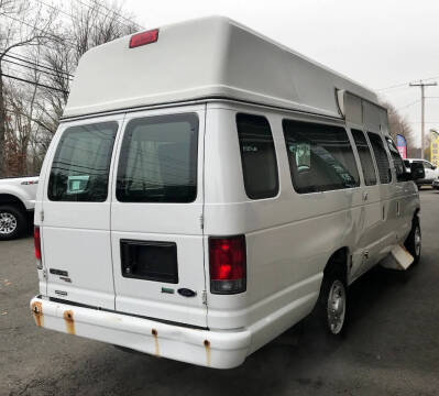 2014 Ford E-Series E-150