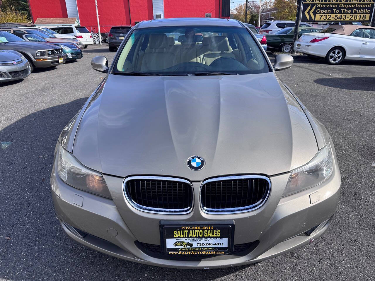 2011 BMW 3 Series 29