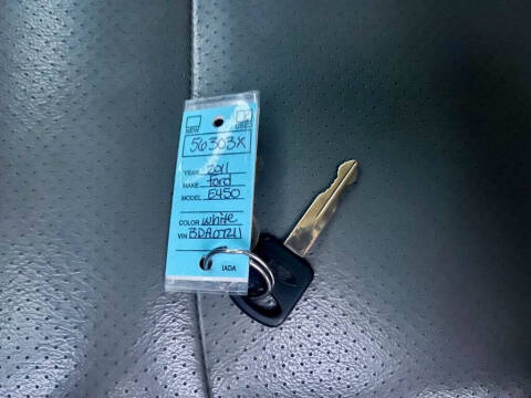 2011 Ford E-Series E-450 SD