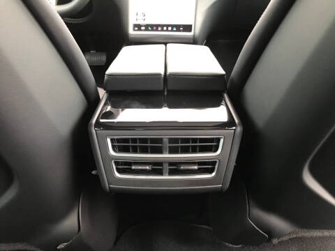 2015 Tesla Model S 70D