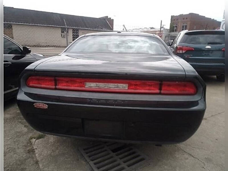 2010 Dodge Challenger SE