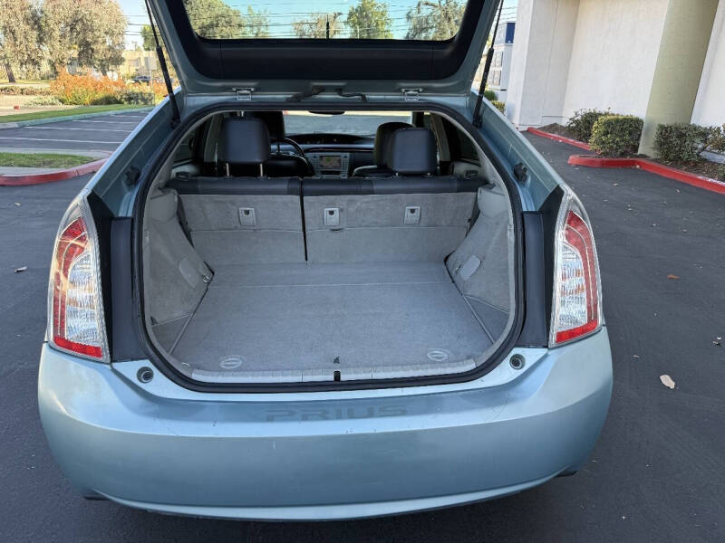 2013 Toyota Prius Four