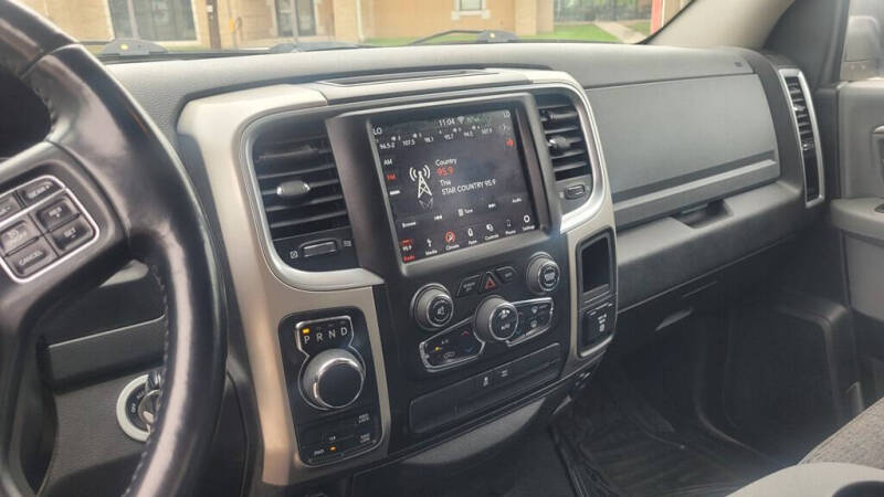 2019 RAM 1500 Classic SLT