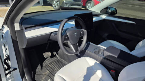 2025 Tesla Model Y Long Range