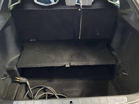 2019 Tesla Model X Standard Range