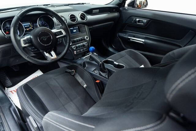 2021 Ford Mustang EcoBoost