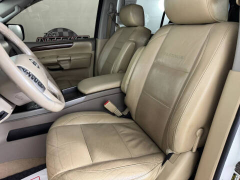 2013 Nissan Armada Platinum
