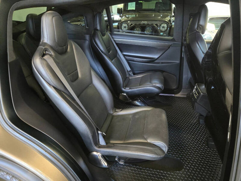 2016 Tesla Model X P90D