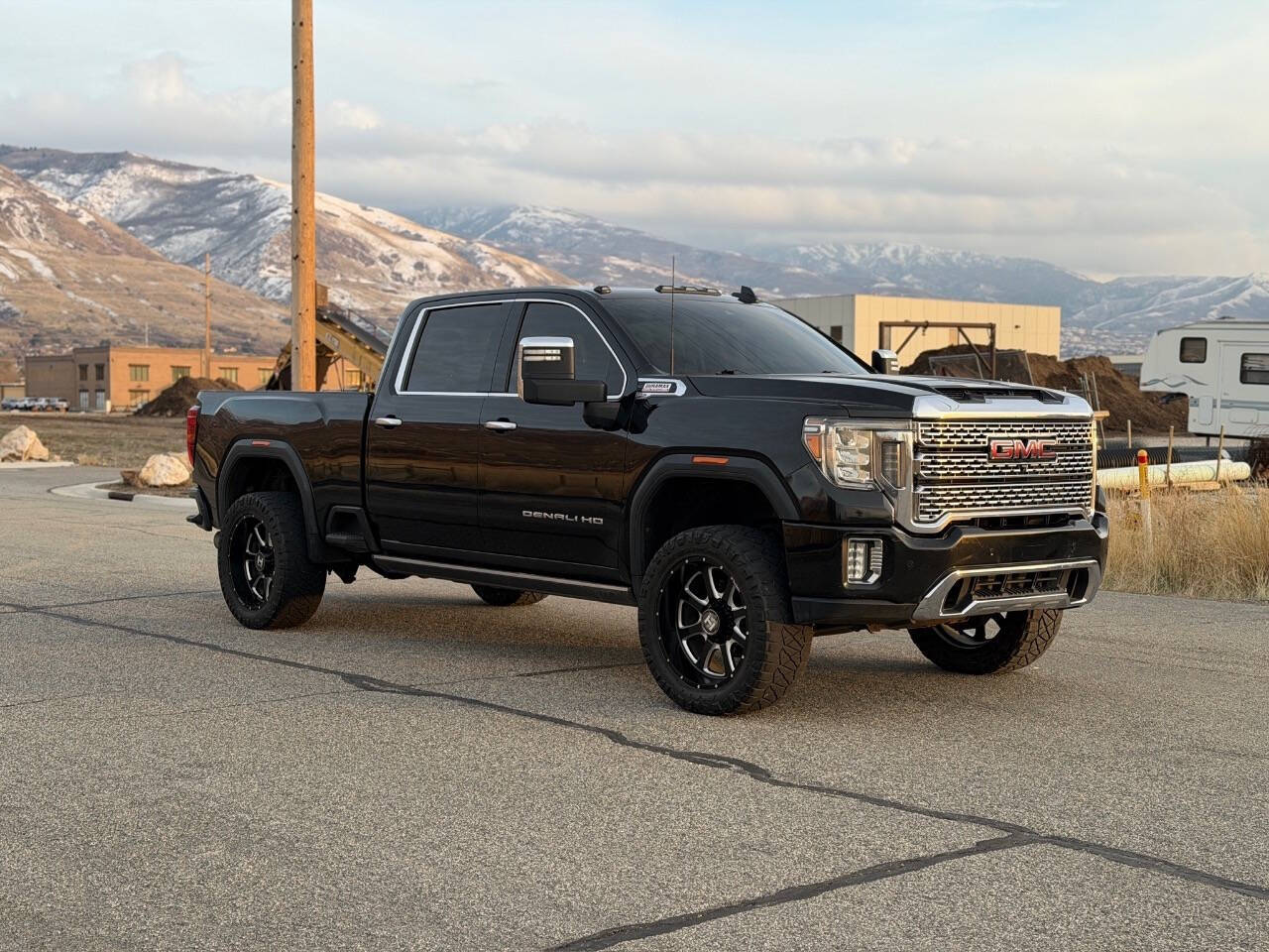 2021 GMC Sierra 3500HD Denali's photo