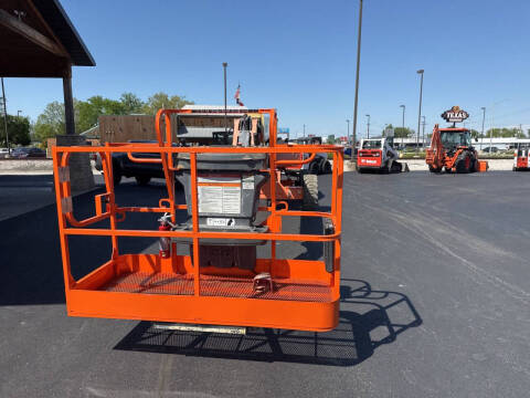 2014 JLG M600JP