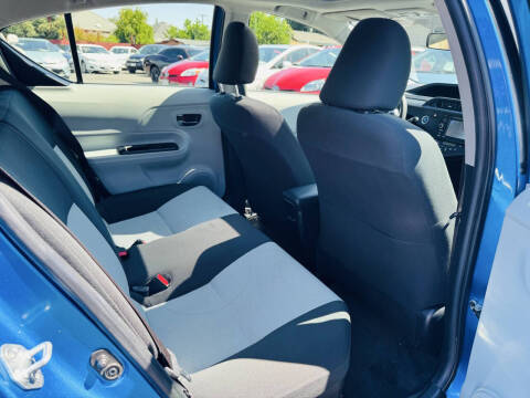 2013 Toyota Prius c Four