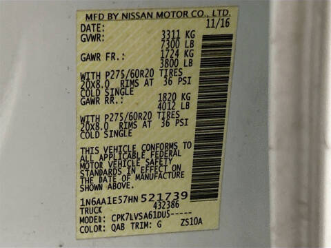 2017 Nissan Titan SL