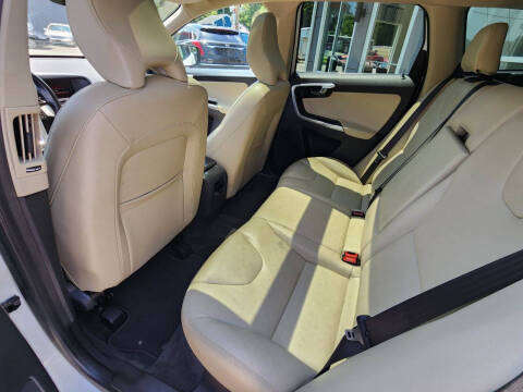 2016 Volvo XC60 T6 Drive-E