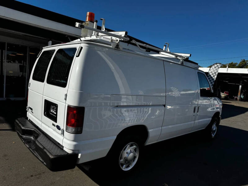 2013 Ford E-Series E-150