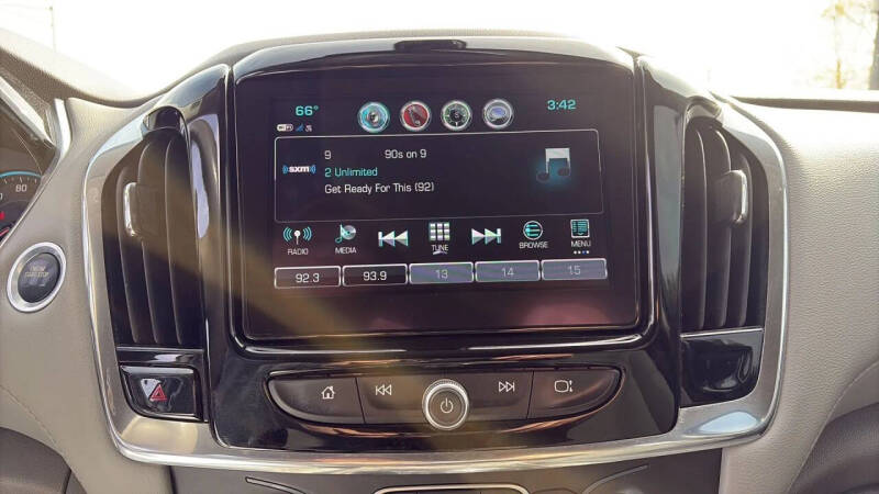 2018 Chevrolet Traverse LT Cloth