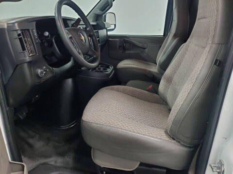 2018 Chevrolet Express 2500