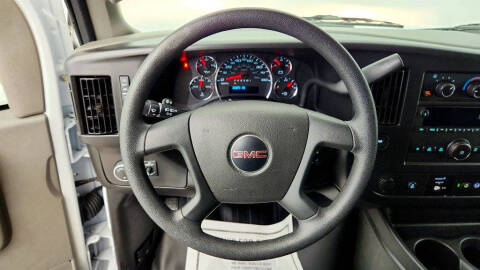 2025 GMC Savana 3500