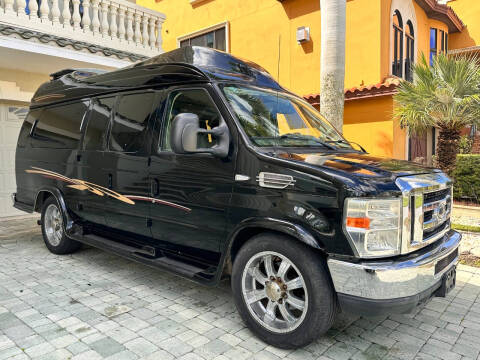 2010 Ford E-Series E-350 SD XLT