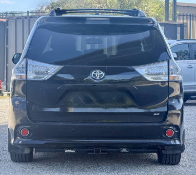 2017 Toyota Sienna