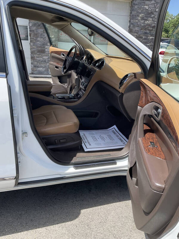 2017 Buick Enclave Leather