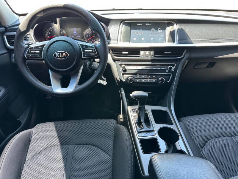 2020 Kia Optima LX