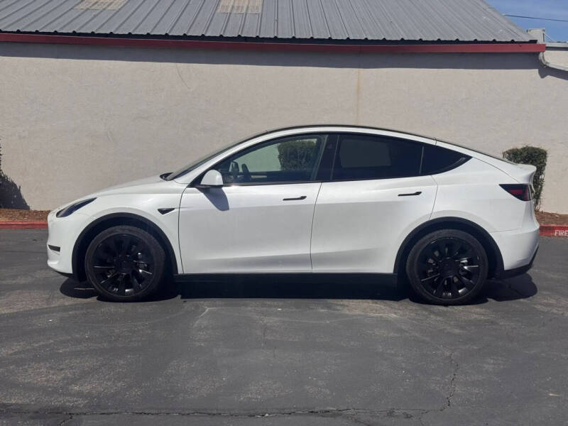 2024 Tesla Model Y Long Range