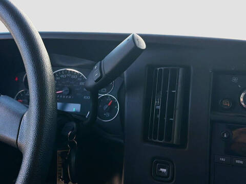 2025 Chevrolet Express 3500