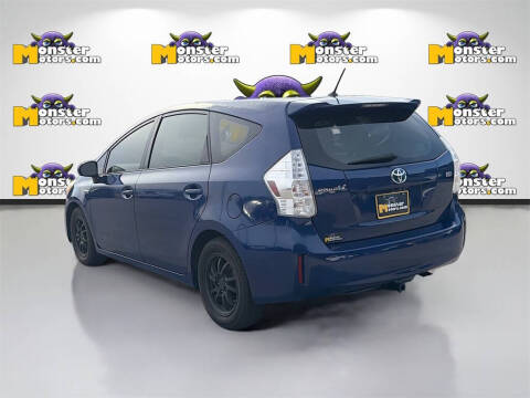 2012 Toyota Prius v Two