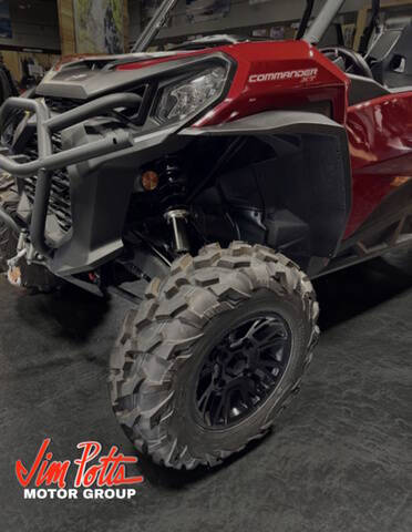 2024 Can-Am Commander Max XT