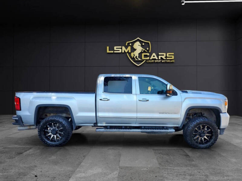2017 GMC Sierra 2500HD Denali
