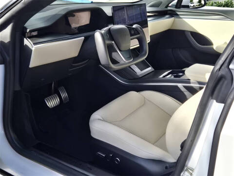 2022 Tesla Model S Plaid