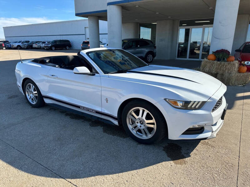 2016 Ford Mustang V6