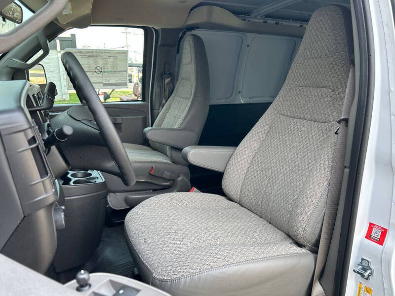 2026 GMC Savana 3500