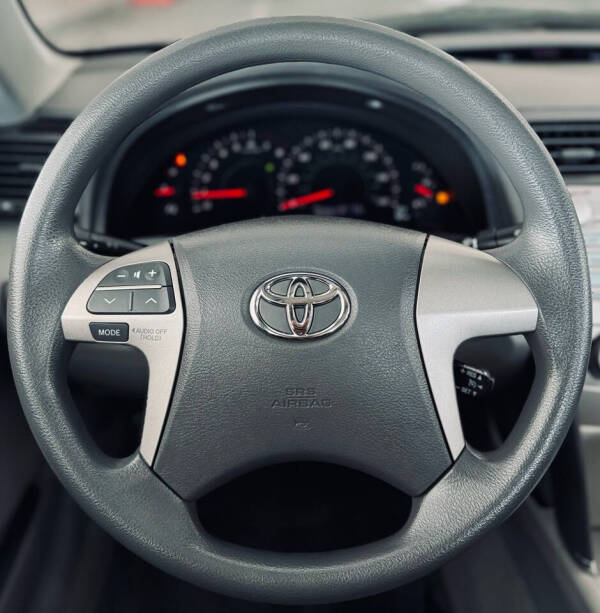 2009 Toyota Camry LE