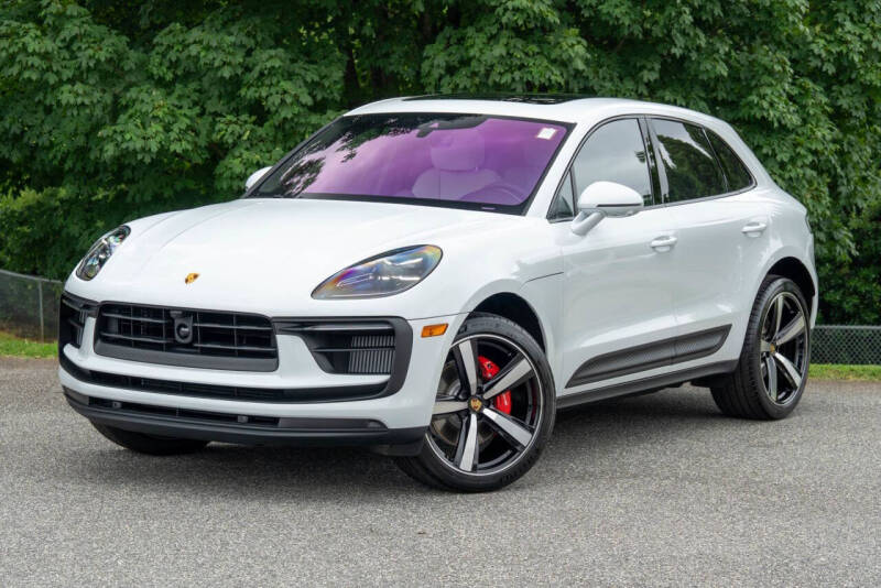 2025 Porsche Macan S