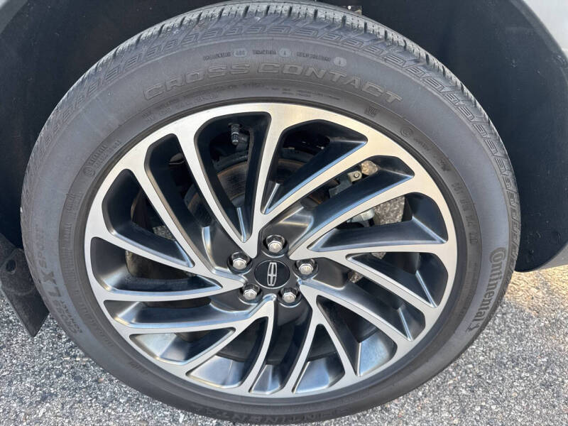 2020 Lincoln Nautilus Reserve