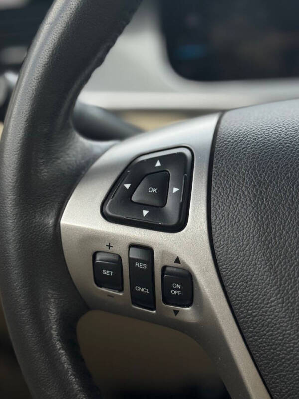 2015 Ford Taurus SEL