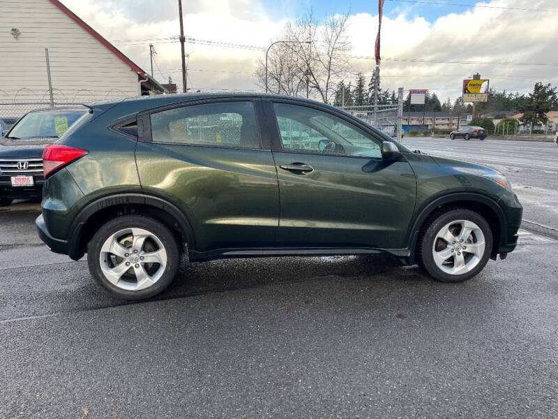 2017 Honda HR-V LX