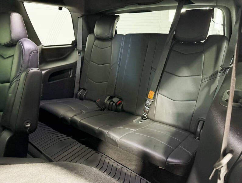 2018 Cadillac Escalade Platinum