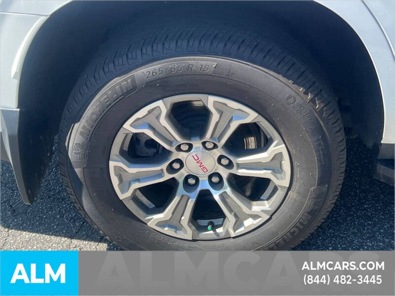 2024 GMC Yukon SLE