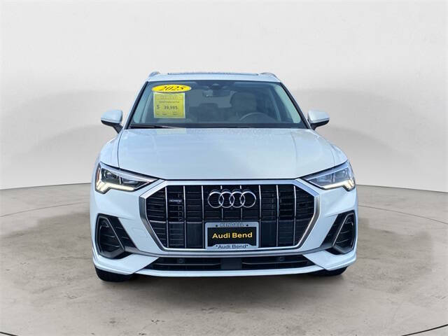 2025 Audi Q3 quattro S line Prem Plus 45 TFSI