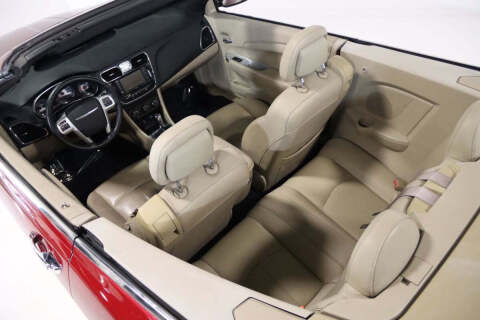 2013 Chrysler 200 Limited
