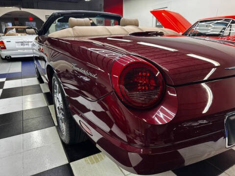 2004 Ford Thunderbird Deluxe
