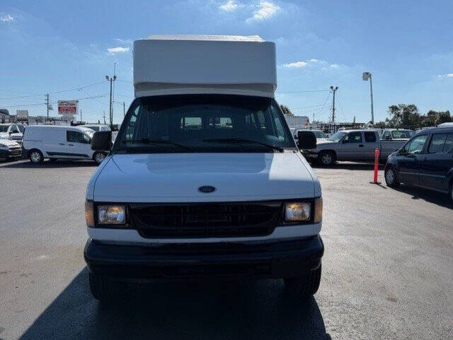 2001 Ford E-Series E-350 SD