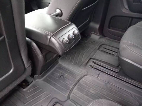 2013 GMC Acadia SLE-2