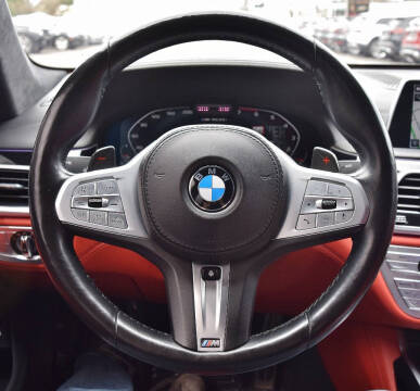 2022 BMW 7 Series M760i xDrive