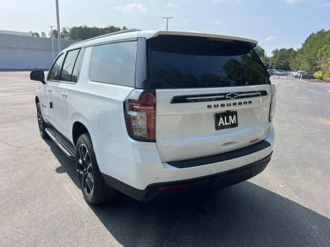 2024 Chevrolet Suburban RST