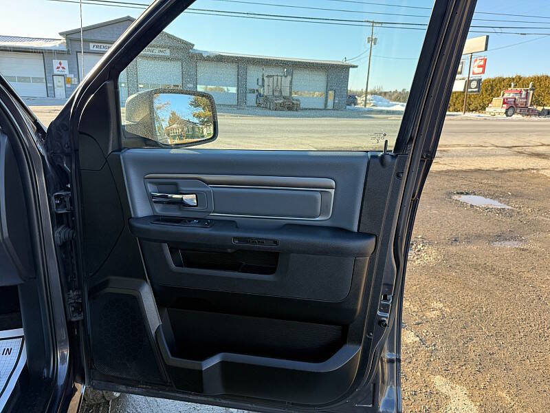 2023 RAM 1500 Classic