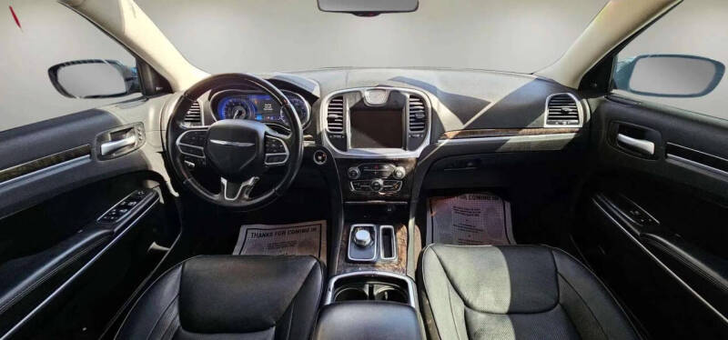 2018 Chrysler 300 Limited