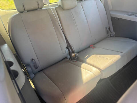 2017 Toyota Sienna XLE 7-Passenger